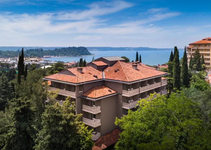 호텔 Remisens Casa Bel Moretto, Depandansa Hotela Metropol 4*